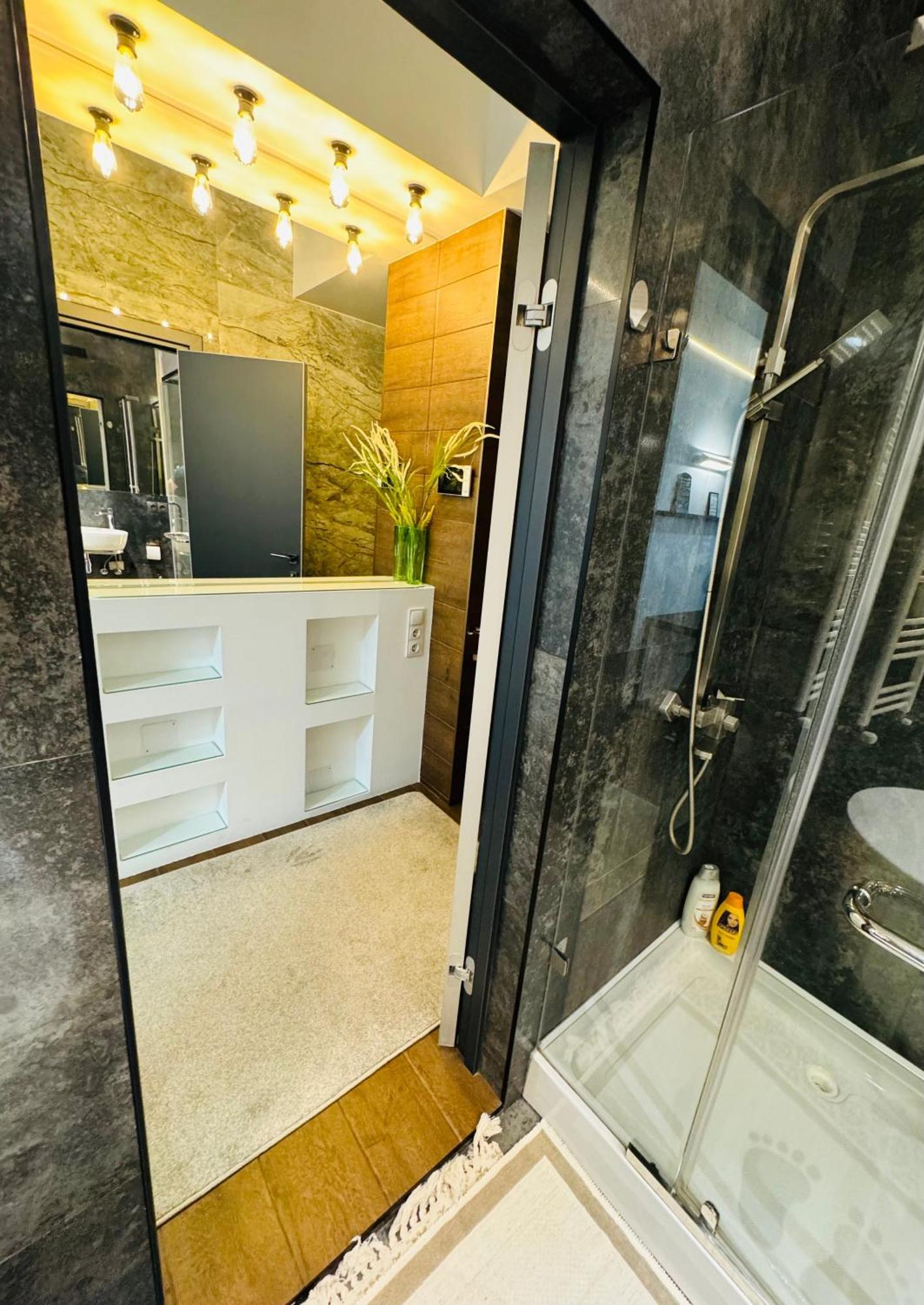 Rentnow Modern Lux Apartment In Centre Chisinau Exterior photo